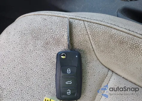 2017 Volkswagen Jetta 1.4T Se из США, поврежденный, VIN 3VWDB7AJ0HM266197